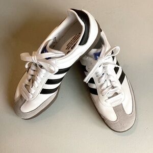 Adidas Samba, Women’s 9.5, Men’s 7.5